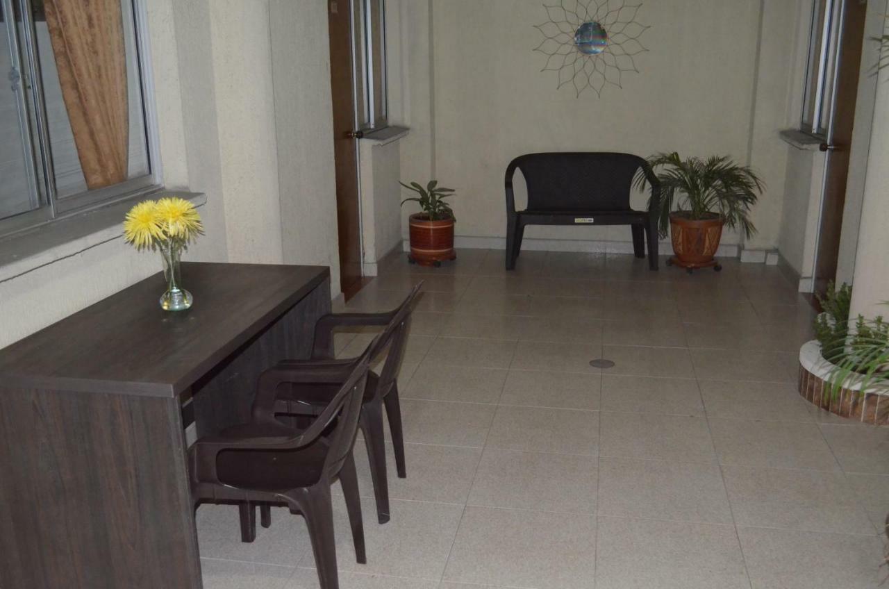 Hotel Plaza Cucuta Center Exteriör bild