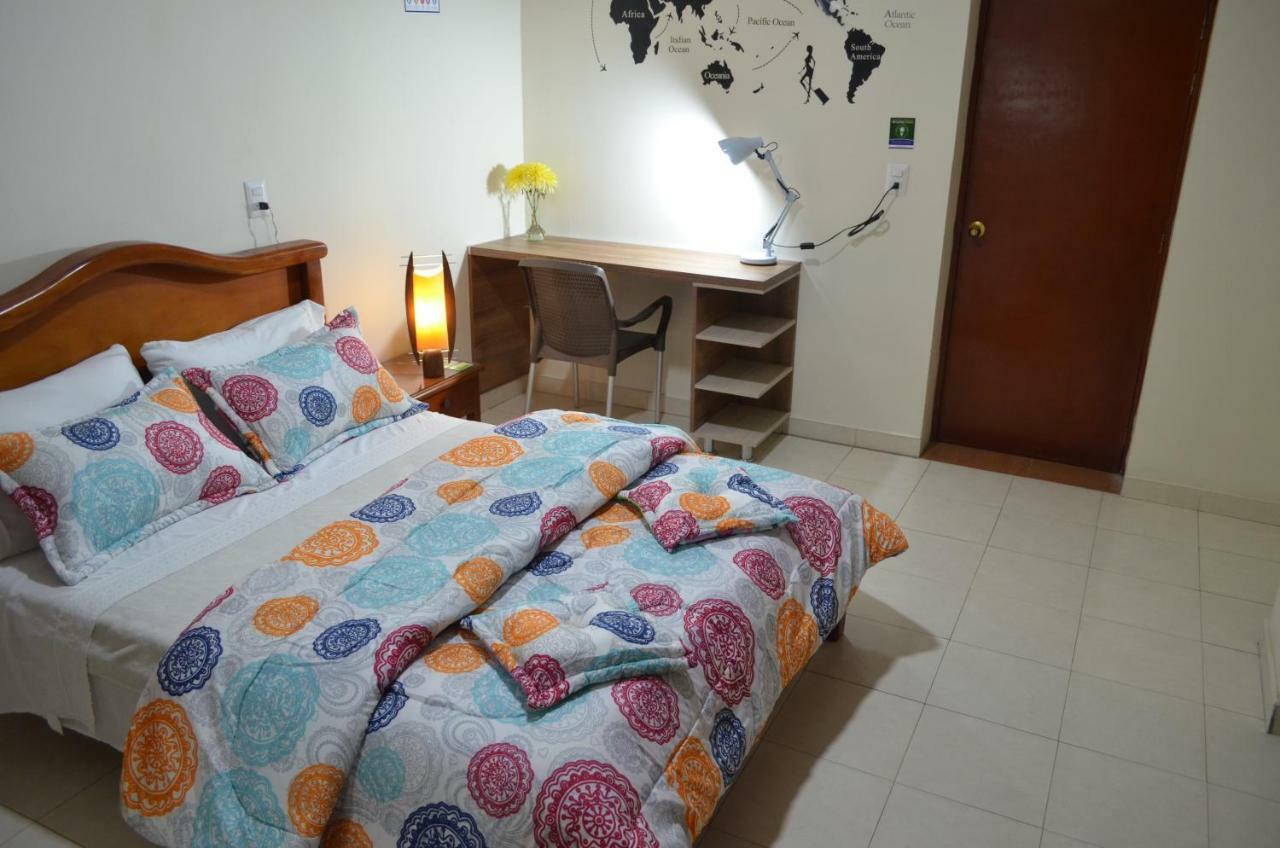 Hotel Plaza Cucuta Center Exteriör bild